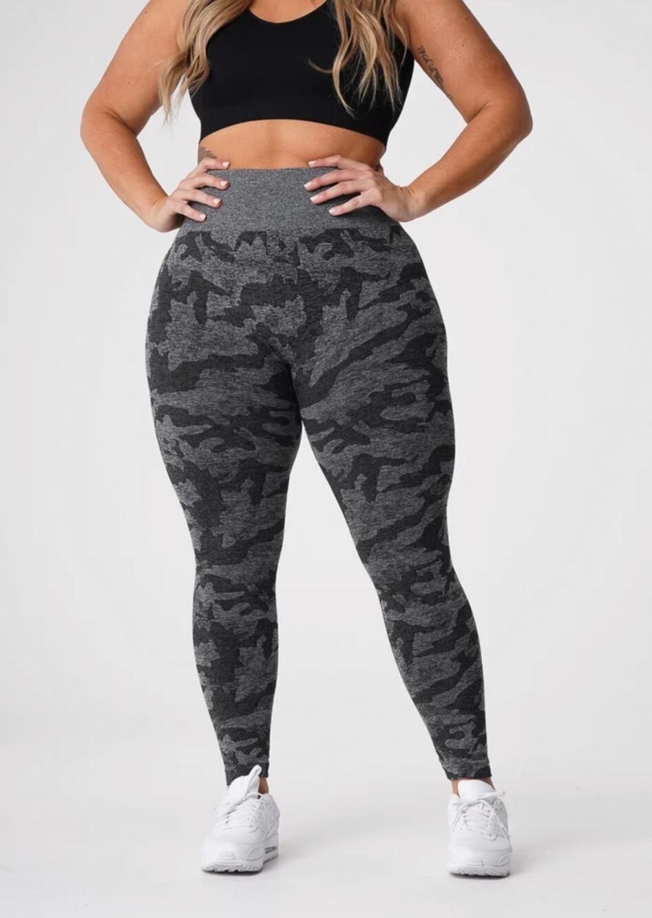 NVGTN Gray Camo Seamless Leggings Gym Workout Activewear Pants Size M New